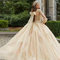 2024 Long Sleeve Gold Quinceanera Dresses Beading Sequined Lace Applique Party Sweet 15 16 Vestidos De 15 Anos