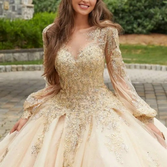 2024 Long Sleeve Gold Quinceanera Dresses Beading Sequined Lace Applique Party Sweet 15 16 Vestidos De 15 Anos