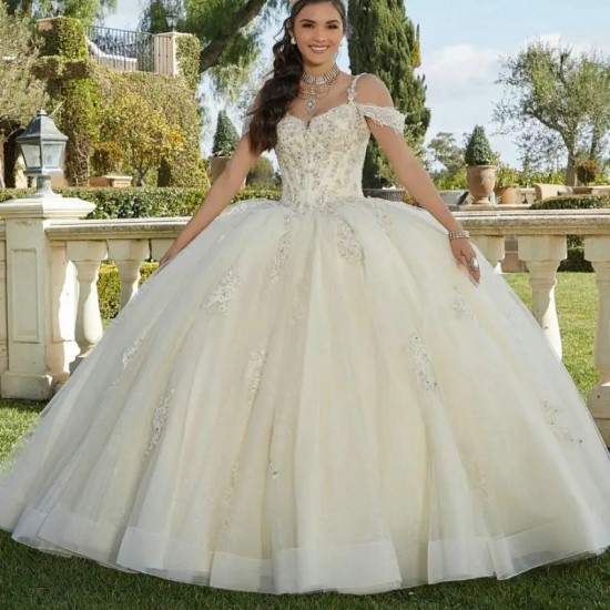 Sweetheart Blue 2024 Quinceanera Dresses Lace Appliques Beading Spaghetti Straps Ball Gowns Vestidos De 15 Anos