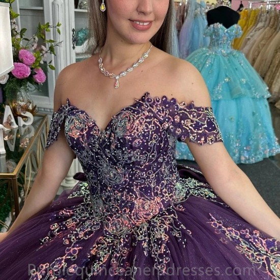 2024 Purple Shiny Sweetheart Quinceanera Dresses Off the Shoulder Ball Gown Appliques Lace Flower Crystal Vestidos De 15 Anos