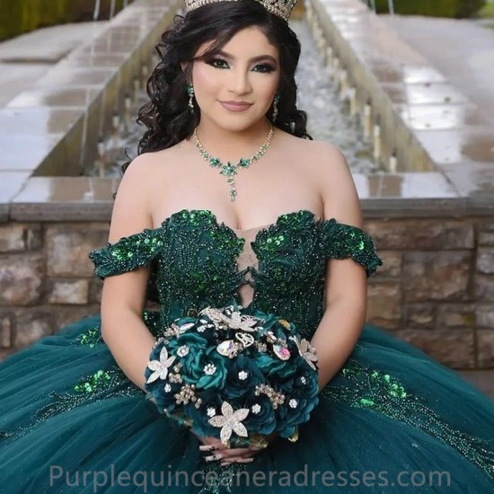 Emerald Green Sweetheart Quinceanera Dresses for Sweet 15 Year Sexy Off the Shoulder Puffy Lace Appliques Beading Princess Ball