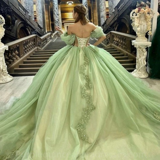 Glittering Green Sweetheart Quinceanera Dress Off Shoulder Beading Floral Appliqué Vestidos De 15 Anos Ball Gown