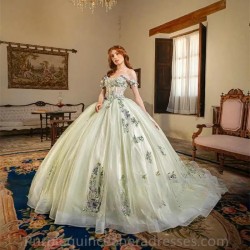 Luxury Flowers Princess Green Ball Gown Quinceanera Dresses Crystals Off Shoulder Appliques Pearls Vestidos De 15 Anos