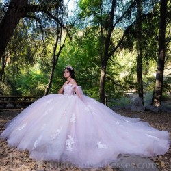 Off The Shoulder Light Pink Ribbons Quinceanera Dresses Ball Gown Floral Appliques Lace Corset Vestidos De 15 Años