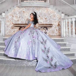 Off The Shoulder Lilac Purple Ball Gown Quinceanera Dress Appliques Birthday Party Gowns Beaded Prom Dresses Vestido De 15 Anos