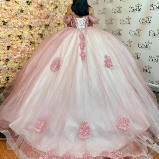 Off The Shoulder Pink Quinceanera Dresses Ball Gowns Appliques Ruched Vestidos De 15 Quinceañera Birthday Party Prom Dress