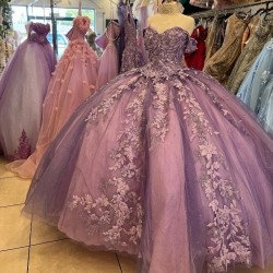 Sweetheart Purple Ball Gown Quinceanera Dresses Off The Shoulder Applique Lace Beading Corset Vestidos De 15 Años