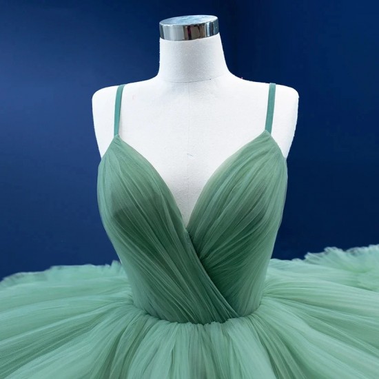 Tulle Green Ball Gown Quinceanera Dresses Cake vestidos de quinceañera 2024 Spaghetti Straps Puffy Evening Dress