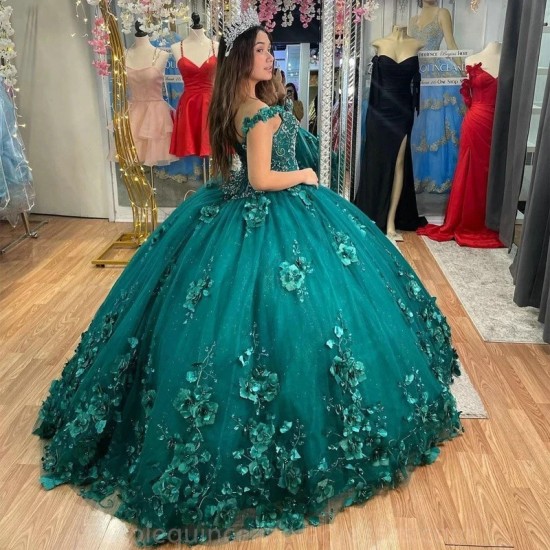 Mexican Sixteen Emerald Green Quinceanera Dresses With Cloak Beading 3D Flowers Princess Prom Gowns