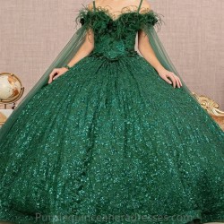 Off The Shoulder Emerald Green Ball Gown Quinceanera Dresses Appliques Lace Beads Feather With Cape Corset Vestidos Para XV Anos