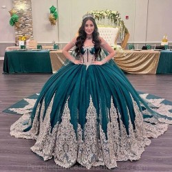 Off The Shoulder Emerald Green Quinceanera Dresses Ball Gown With Cape Tulle Appliques Puffy Sweet 16 Dresses