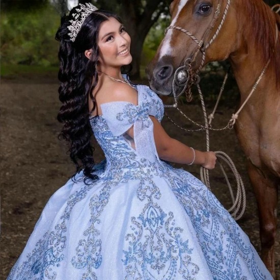 Off The Shoulder Light Blue Bow Ball Gown Quinceanera Dresses Sequined Appliques Lace Corset Vestidos De 15 Anos