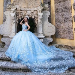 Off The Shoulder Sky Blue 16 Quinceanera Dresses Applique Lace Tull Party Dress Crystal Beading Ball Gown vestidos de 15