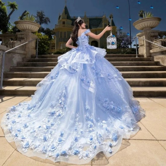 Off the Shoulder Ball Gown Tiered Beaded Appliques Crystal 3D Flower Quinceanera Dress Princess Sweet 16 Vestidos