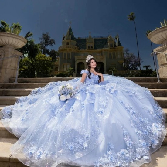 Off the Shoulder Ball Gown Tiered Beaded Appliques Crystal 3D Flower Quinceanera Dress Princess Sweet 16 Vestidos