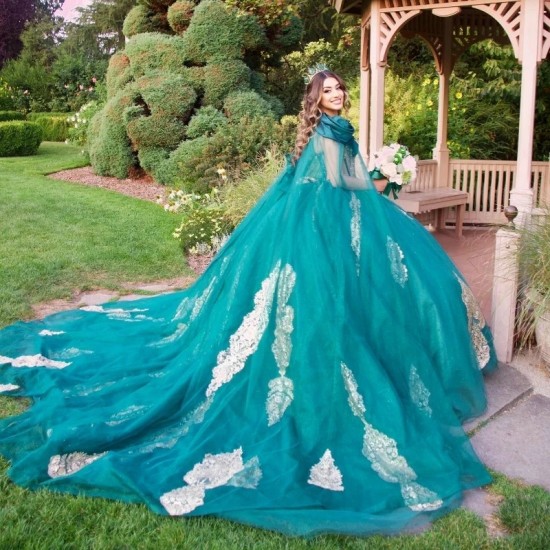 Sweetheart Green Shiny Ball Gown Quinceanera Dresses Applique Lace With Cape Formal Vestido De 15Anos Quinceanera Princess Party