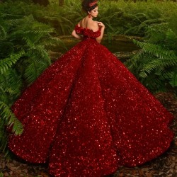 Sweetheart Red Quinceanera Dresses Off Shoulder Sequined Beads Chapel Train Corset Prom vestido de debutante 15 anos