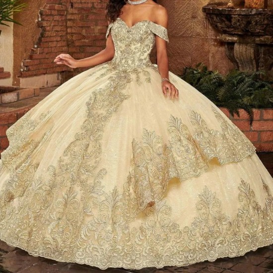 Women’s Champagne Quinceanera Dresses Lace Appliqued Sequined Off Shoulder Ball Gown Tulle Vestidos De 15 Anos Sweet 16